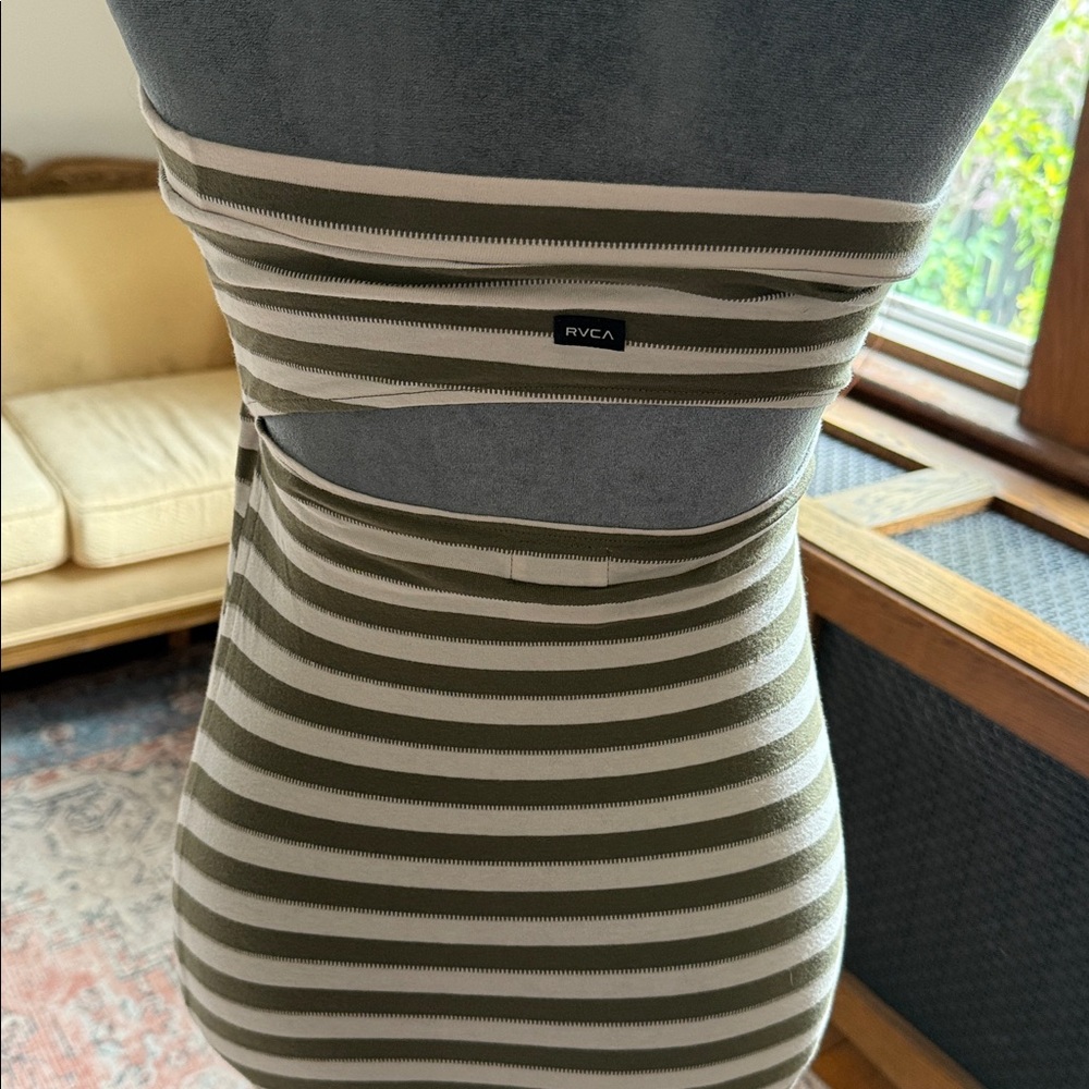 RVCA Olive and Off-White Strapless Dress - Picture 3 of 4
